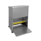 Alma Vermin-Resistant Poultry Treadle Feeder - 8kg