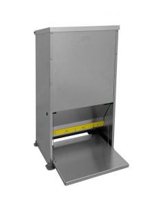 Alma Vermin-Resistant Poultry Treadle Feeder - 14kg