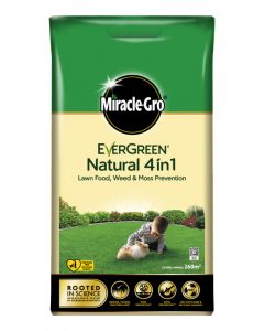 Miracle-Gro Natural 4 in 1 Feed, Weed & Mosskiller - 260m2
