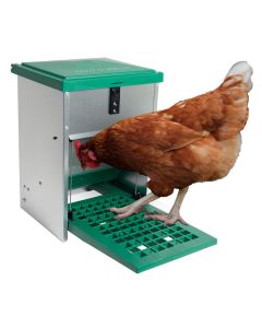 Eton Vermin-resistant Poultry Treadle Feeder 5kg