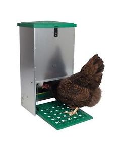 Eton Vermin-resistant Poultry Treadle Feeder 8kg